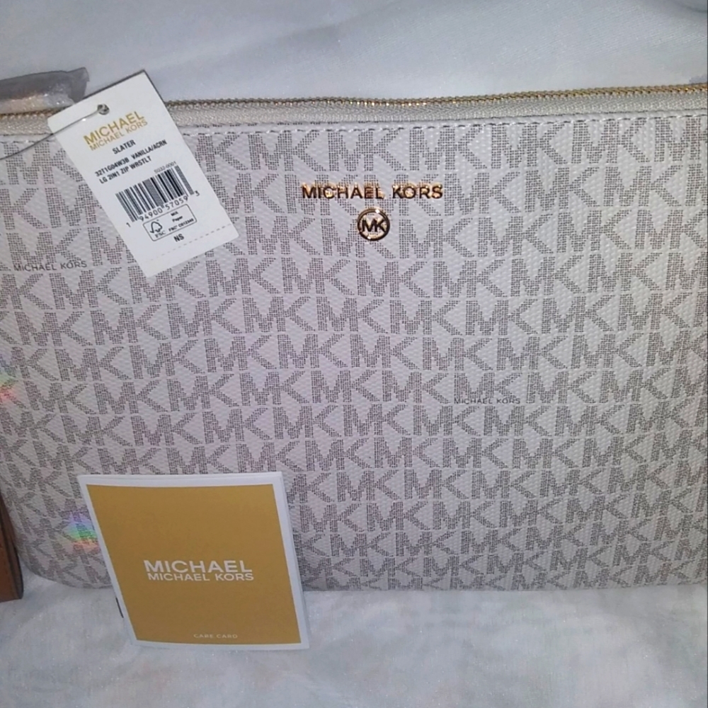 Michael Kors Slater Vanilla /Acorn LG.Wristlet